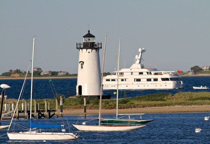 edgartown-lg-edgartown-harbor-light-700x500