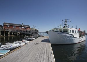 georgetown-jd-lobster-boat-at-dock