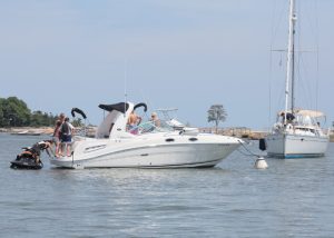 stony-creek-cd-family-on-boat