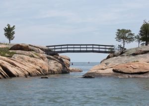 stony-creek-cd-walking-bridge