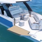 tiara-39-ls-cockpit