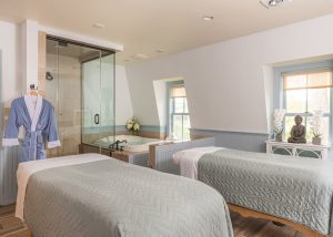 Treatment room photo courtesy of Bar Harbor Inn. luxurious-spas-bar-harbor-inn-massage-room