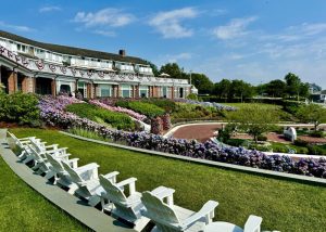 Beautiful outside area. Photo courtesy of Chatham Bars Inn. luxurious-spas-chatham-bars-inn-outside