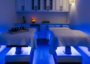 Treatment room. Photo courtesy Wentworth by the Sea. luxurious-spas-wentworth-by-the-sea-massage-room