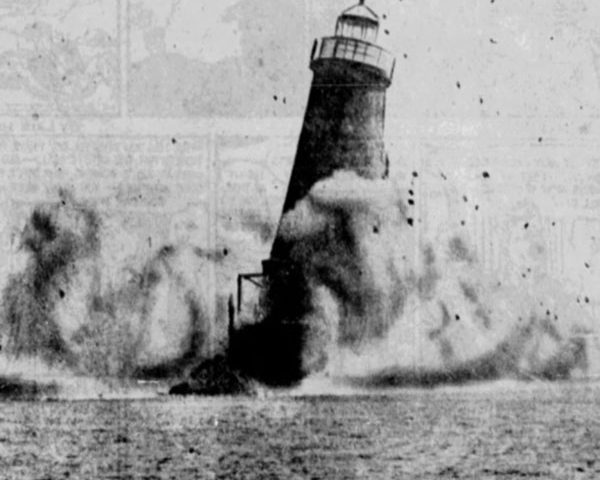 Lost-Lighthouses-Cape-Cod-Maritime-Museum-Photo