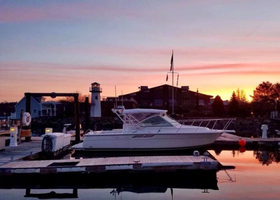 north-shore-marinas-davensport-marina-photo-sundset