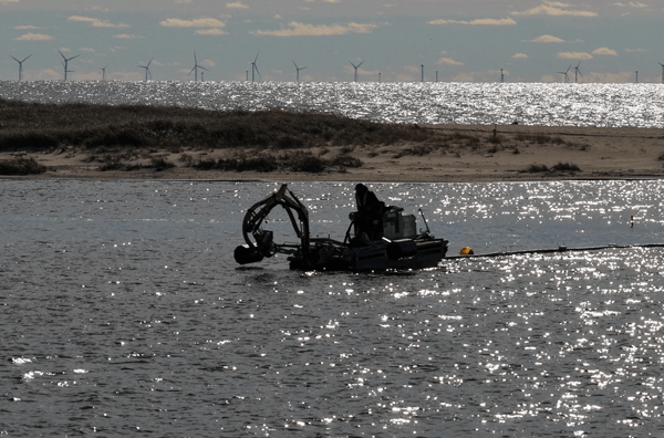 chilmark-dredging-2-photo-chilmark-pond-foundation