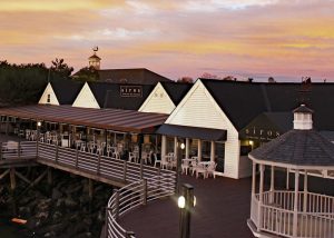 marina-bay-rest-siros-rest-view