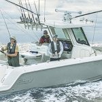 boston-whaler-330-outrage-featured-1584x485