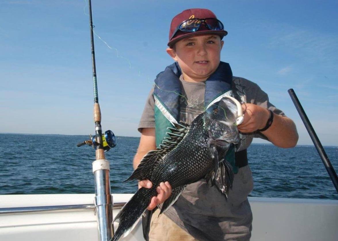 fishing-mattapoiset-tr-blackfish-tautog-boy
