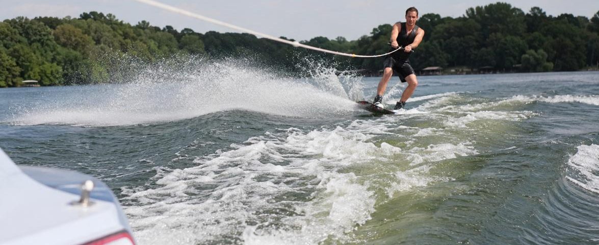 wakeboard-on-lake-ai-generated