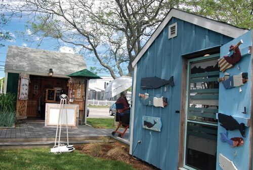 hyannis-green-shops-arts